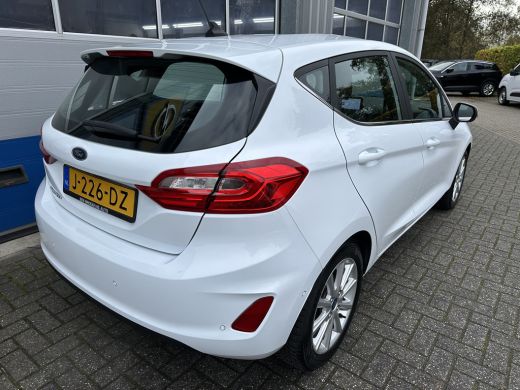 Ford Fiesta 1.0 95PK Titanium | STOEL-, STUUR- EN VOORRUITVERWARMING| NAVIGATIE| CAMERA| ADAPTIVE CRUISE| PAR... ActivLease financial lease
