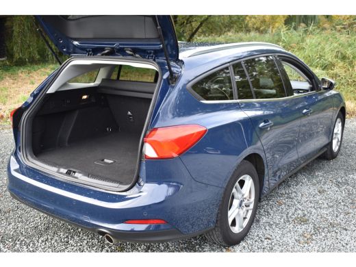 Ford Focus 1.0 ECOBOOST BUSINESS CAMERA/NAVI/CRUISE ActivLease financial lease