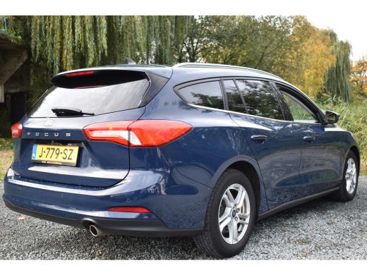 Ford Focus 1.0 ECOBOOST BUSINESS CAMERA/NAVI/CRUISE ActivLease financial lease