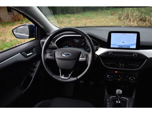Ford Focus 1.0 ECOBOOST BUSINESS CAMERA/NAVI/CRUISE ActivLease financial lease
