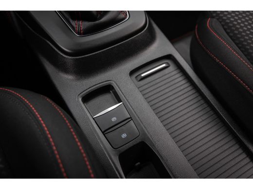 Ford Focus 1.0 EcoBoost Hybrid ST Line | Trekhaak | Stoel/stuur/voorruit verwarming | Camera | Apple Carplay... ActivLease financial lease