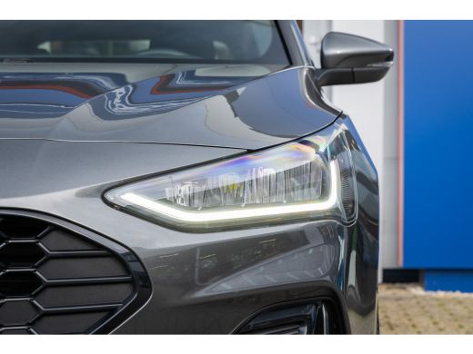 Ford Focus 1.0 EcoBoost Hybrid ST Line | Trekhaak | Stoel/stuur/voorruit verwarming | Cruise adaptief | Dode... ActivLease financial lease