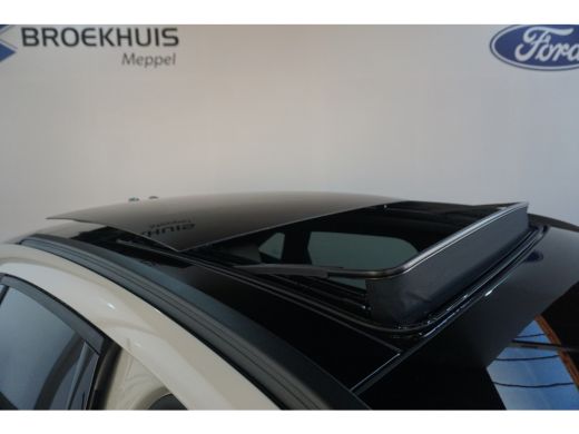 Ford Kuga 2.5 PHEV Sound Edition | Ford Voorraad | Elektrisch glazen panorama-dak | Matrix LED koplampen | ... ActivLease financial lease