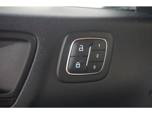 Ford Kuga 2.5 PHEV Vignale | Adaptive cruise | Head-up display | Leder | Winter-pack | Elektr. stoelverstel... ActivLease financial lease