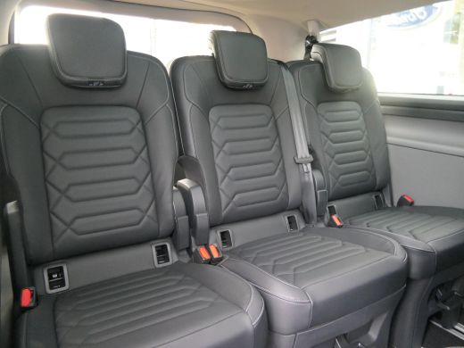 Ford Tourneo Custom Custom L2H1 2.5 PHEV Titanium X 8 Persoons | Adaptieve LED Koplampen | Adaptieve cruise control |... ActivLease financial lease