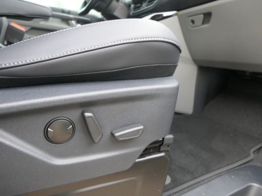 Ford Tourneo Custom Custom L2H1 2.5 PHEV Titanium X 8 Persoons | Adaptieve LED Koplampen | Adaptieve cruise control |... ActivLease financial lease