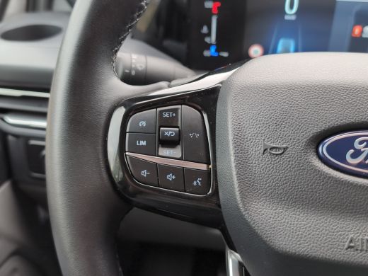 Ford Transit Custom 320 2.0 TDCI L2H1 Limited | BPM Vrij | Trekhaak | Stoelverwarming | Camera | Cruise Control ActivLease financial lease