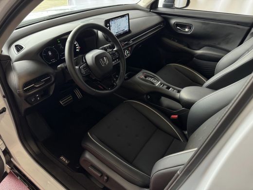 Honda ZR-V 2.0 e:HEV 184 PK SPORT ELEK.STOEL PDC STOELVERW CAMERA CARPLAY ActivLease financial lease