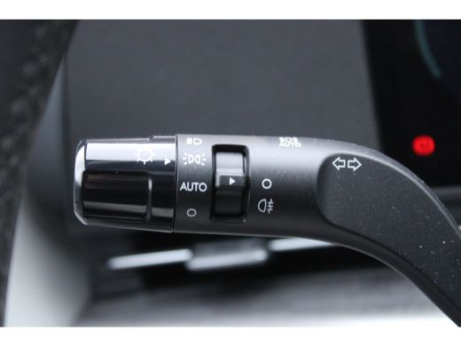 Hyundai Kona Premium Sky 65.4 kWh | Achterstoelen verwarmd | Cruise control adaptief met Stop&Go en stuurhulp ... ActivLease financial lease