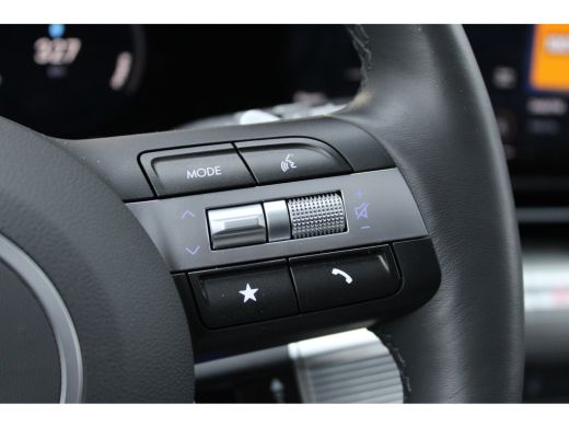 Hyundai Kona Premium Sky 65.4 kWh | Achterstoelen verwarmd | Cruise control adaptief met Stop&Go en stuurhulp ... ActivLease financial lease