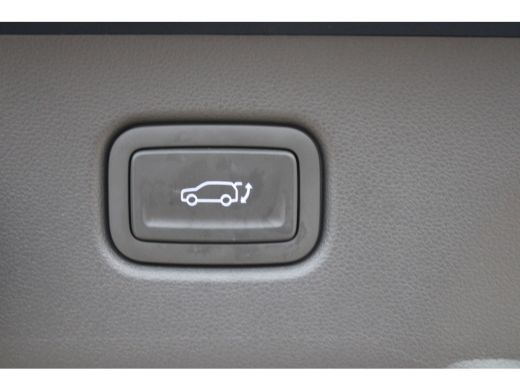 Hyundai Kona Premium Sky 65.4 kWh | Achterstoelen verwarmd | Cruise control adaptief met Stop&Go en stuurhulp ... ActivLease financial lease