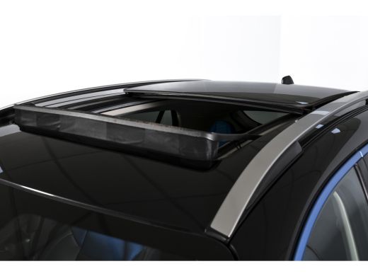 Lynk & Co 01 1.5 PHEV 261PK MY22 | 360 Camera | 7.4 kWh Boordlader |  S/K-panodak | Adapt. Cruise | Memory | E... ActivLease financial lease