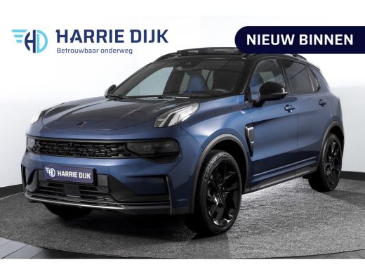 Lynk & Co 01 1.5 PHEV 261PK MY23 | Black Pakket | Donkere hemel | 360 Camera | 7.4 kWh boordlader | S/K-panoda...