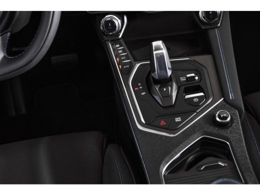 Lynk & Co 01 1.5 PHEV 261PK MY23 | Donkere hemel |  360 Camera | 7.4 kWh Boordlader | S/K-panodak | Adapt. Cru... ActivLease financial lease