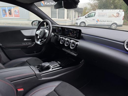 Mercedes-Benz A-Klasse 250 e Aut. Business Sol. AMG | Navi | Camera | Sfeerverlichting | ActivLease financial lease