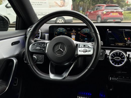 Mercedes-Benz A-Klasse 250 e Aut. Business Sol. AMG | Navi | Camera | Sfeerverlichting | ActivLease financial lease