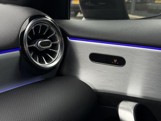 Mercedes-Benz A-Klasse 250 e Aut. Business Sol. AMG | Navi | Camera | Sfeerverlichting | ActivLease financial lease