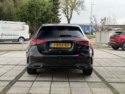 Mercedes-Benz A-Klasse 250 e Aut. Business Sol. AMG | Navi | Camera | Sfeerverlichting | ActivLease financial lease