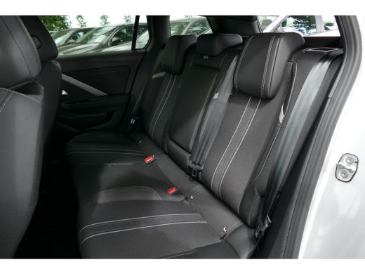 Opel Astra 1.2 TURBO 130PK GS / NAVI / CLIMA / PDC / 18"LMV / CAMERA V+A / AGR / WINTERPAKKET / BLUETOOTH / ... ActivLease financial lease