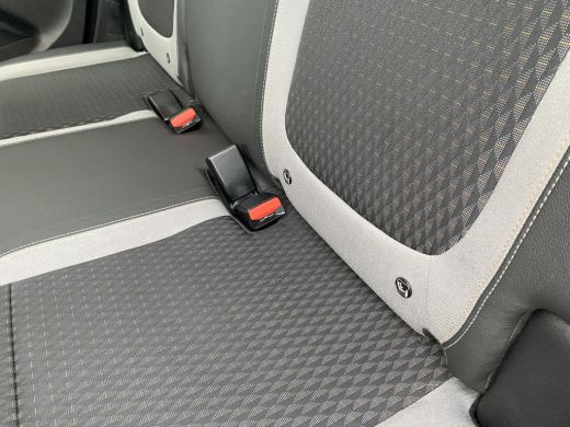 Opel Crossland X 1.2 130PK Automaat Turbo Innovation | TREKHAAK| LED KOPLAMPEN| PARKEERSENSOREN| NAVIGATIE| CLIMAT... ActivLease financial lease