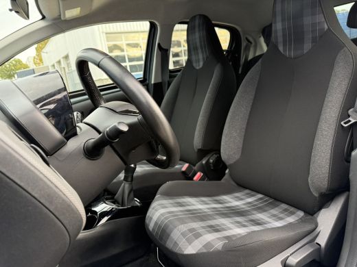 Peugeot 108 1.0 e-VTi Allure | Achteruitrijcamera | Airco | Chroom delen exterieur ActivLease financial lease