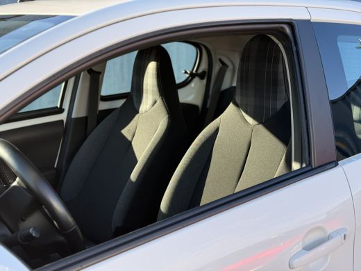 Peugeot 108 1.0 e-VTi Allure | Airco | Buitenspiegels in carrosseriekleur | Stuurwiel multifunctioneel ActivLease financial lease