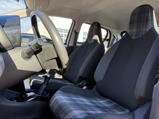 Peugeot 108 1.0 e-VTi Allure | Airco | Buitenspiegels in carrosseriekleur | Stuurwiel multifunctioneel ActivLease financial lease