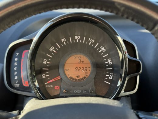 Peugeot 108 1.0 e-VTi Allure | Airco | Buitenspiegels in carrosseriekleur | Stuurwiel multifunctioneel ActivLease financial lease