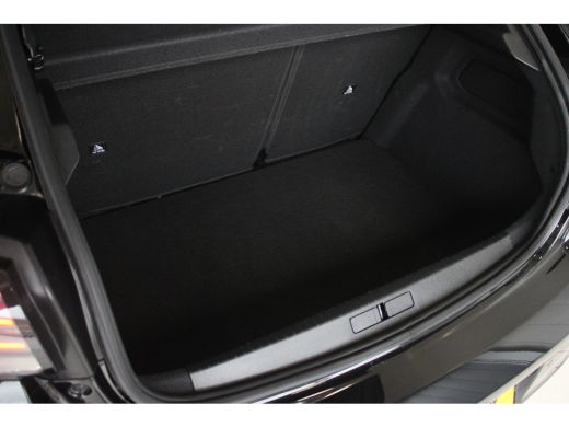 Peugeot 208 1.2 Hybrid 110-PK e-DCS6 Allure | ADAPTIVE CRUISE | 360' GRADEN CAMERA | DRAADLOZE CARPLAY | NAVI... ActivLease financial lease