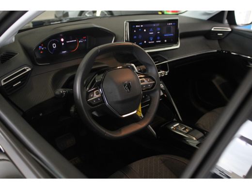 Peugeot 208 1.2 Hybrid 110-PK e-DCS6 Allure | ADAPTIVE CRUISE | 360' GRADEN CAMERA | DRAADLOZE CARPLAY | NAVI... ActivLease financial lease