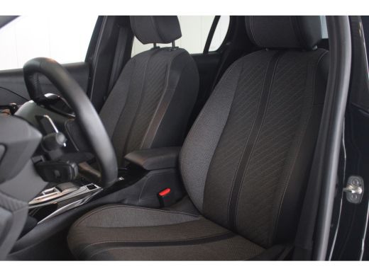 Peugeot 208 1.2 Hybrid 110-PK e-DCS6 Allure | ADAPTIVE CRUISE | 360' GRADEN CAMERA | DRAADLOZE CARPLAY | NAVI... ActivLease financial lease