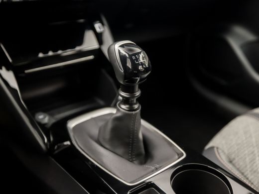 Peugeot 208 1.2 PureTech 100 Allure Sport (VIRTUAL COCKPIT, APPLE CARPLAY, GROOT NAVI, LEDER, 360 CAMERA, KEY... ActivLease financial lease