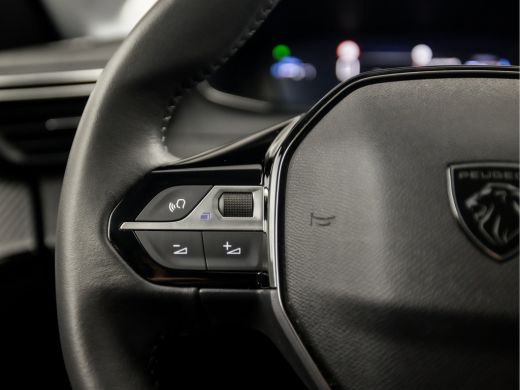 Peugeot 208 1.2 PureTech 100 Allure Sport (VIRTUAL COCKPIT, APPLE CARPLAY, GROOT NAVI, LEDER, 360 CAMERA, KEY... ActivLease financial lease