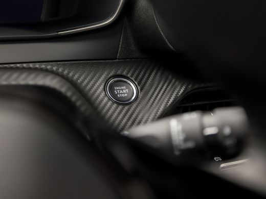 Peugeot 208 1.2 PureTech 100 Allure Sport (VIRTUAL COCKPIT, APPLE CARPLAY, GROOT NAVI, LEDER, 360 CAMERA, KEY... ActivLease financial lease