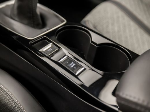 Peugeot 208 1.2 PureTech 100 Allure Sport (VIRTUAL COCKPIT, APPLE CARPLAY, GROOT NAVI, LEDER, 360 CAMERA, KEY... ActivLease financial lease