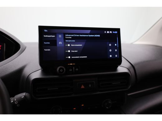 Peugeot Partner 1.5 BlueHDi 100 S&S L1 Trekhaak | Digitale binnenspiegel | Camera | All-Season banden | Cruise | ... ActivLease financial lease