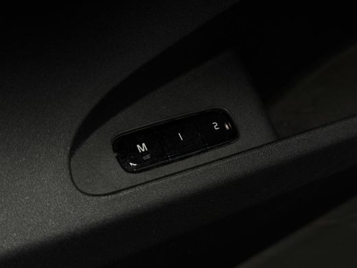 Polestar 2 Long Range Dual 78kWh | Trekhaak | Panorama | Navi | Camera | Pilot Plus | ActivLease financial lease