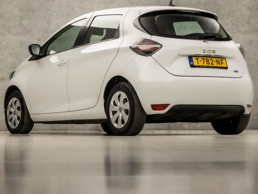 Renault ZOE R110 Life 52 kWh (ex Accu) Automaat (VIRTUAL COCKPIT, APPLE CARPLAY, KEYLESS, STOELVERWARMING, SP... ActivLease financial lease