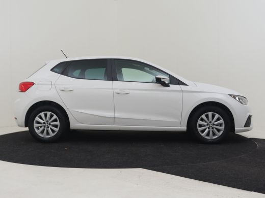 Seat Ibiza 1.0 TSI Style Business Intense 96pk | Camera achter |  Navigatie | App connect | Parkeersensoren ... ActivLease financial lease
