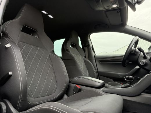 Skoda Karoq 1.5 TSI Aut. DSG ACT Sportline Business | Trekhaak | Virtual | Camera| Navi | ActivLease financial lease