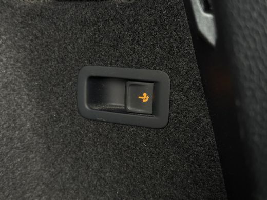 Skoda Karoq 1.5 TSI Aut. DSG ACT Sportline Business | Trekhaak | Virtual | Camera| Navi | ActivLease financial lease