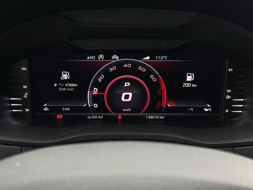 Skoda Karoq 1.5 TSI Aut. DSG ACT Sportline Business | Trekhaak | Virtual | Camera| Navi | ActivLease financial lease