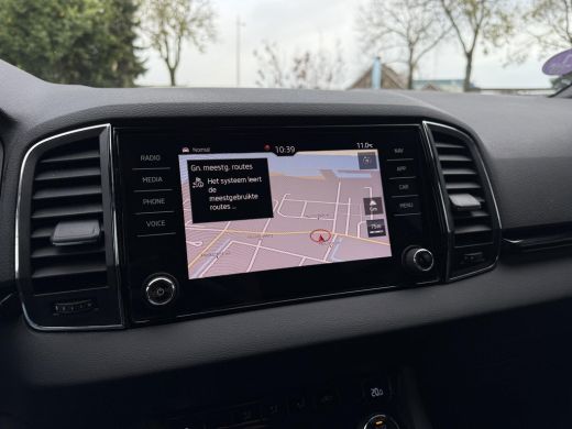 Skoda Karoq 1.5 TSI Aut. DSG ACT Sportline Business | Trekhaak | Virtual | Camera| Navi | ActivLease financial lease