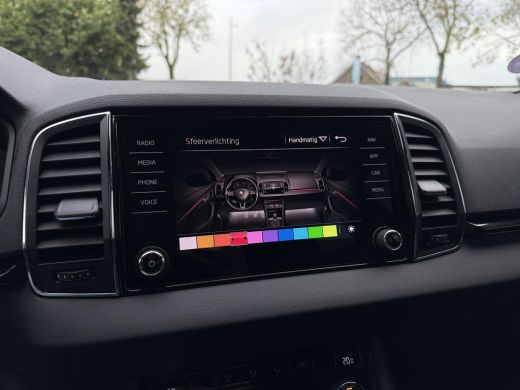 Skoda Karoq 1.5 TSI Aut. DSG ACT Sportline Business | Trekhaak | Virtual | Camera| Navi | ActivLease financial lease