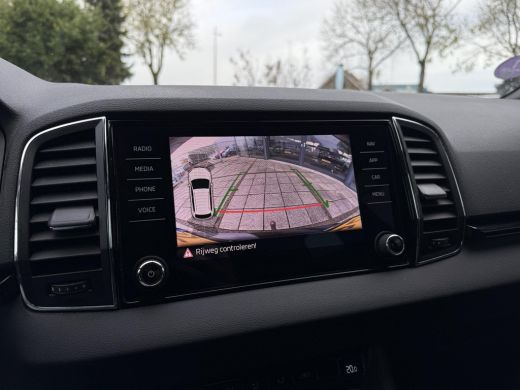 Skoda Karoq 1.5 TSI Aut. DSG ACT Sportline Business | Trekhaak | Virtual | Camera| Navi | ActivLease financial lease