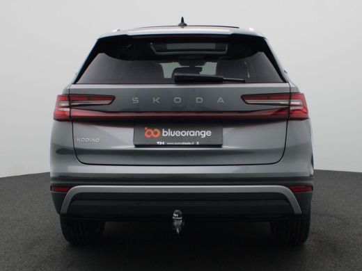 Skoda Kodiaq 1.5 TSI MHEV Business Edition 7p. 150PK DSG matrix led, trekhaak, adaptive cruise met travel assi... ActivLease financial lease