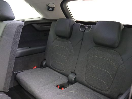 Skoda Kodiaq 1.5 TSI MHEV Business Edition 7p. 150PK DSG matrix led, trekhaak, adaptive cruise, side assist, s... ActivLease financial lease