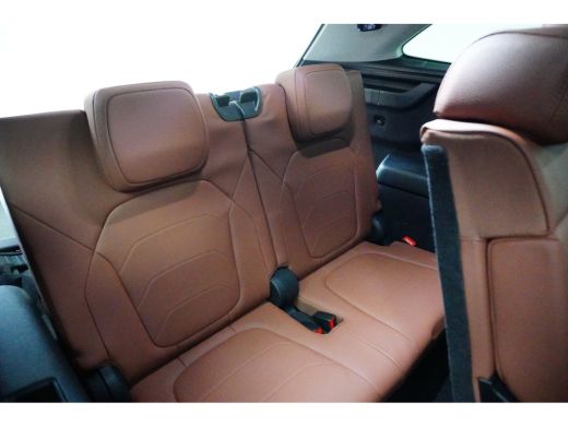 Skoda Kodiaq 1.5 TSI MHEV Sportline Business 7p 150pk | Trekhaak | Panorama dak | 7 persoons | Lederen bekledi... ActivLease financial lease