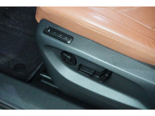 Skoda Kodiaq 1.5 TSI MHEV Sportline Business 7p 150pk | Trekhaak | Panorama dak | 7 persoons | Lederen bekledi... ActivLease financial lease