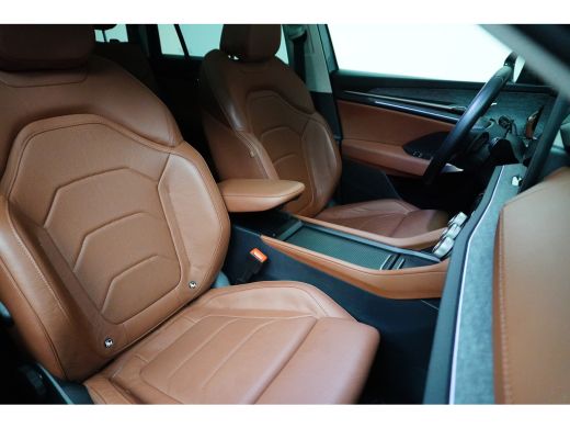 Skoda Kodiaq 1.5 TSI MHEV Sportline Business 7p 150pk | Trekhaak | Panorama dak | 7 persoons | Lederen bekledi... ActivLease financial lease